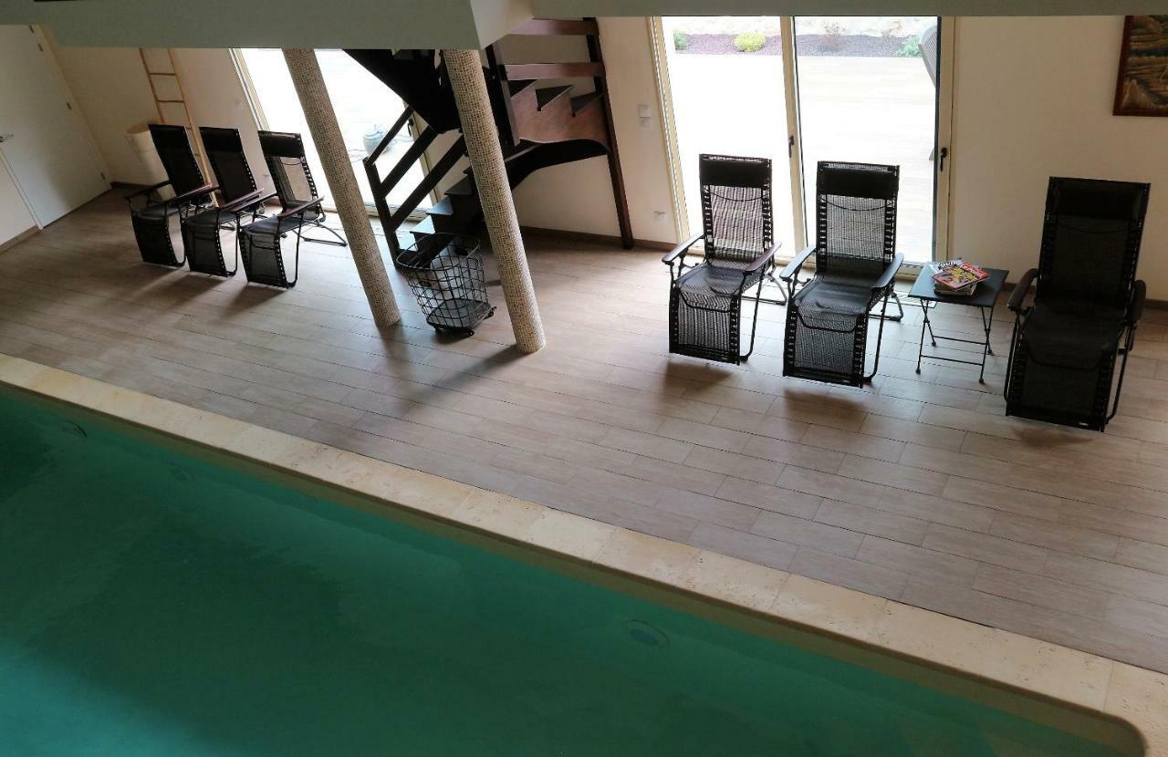Gite Jet D'Eau Avec Piscine Interieure 30 Minutes Versailles Montainville  Экстерьер фото